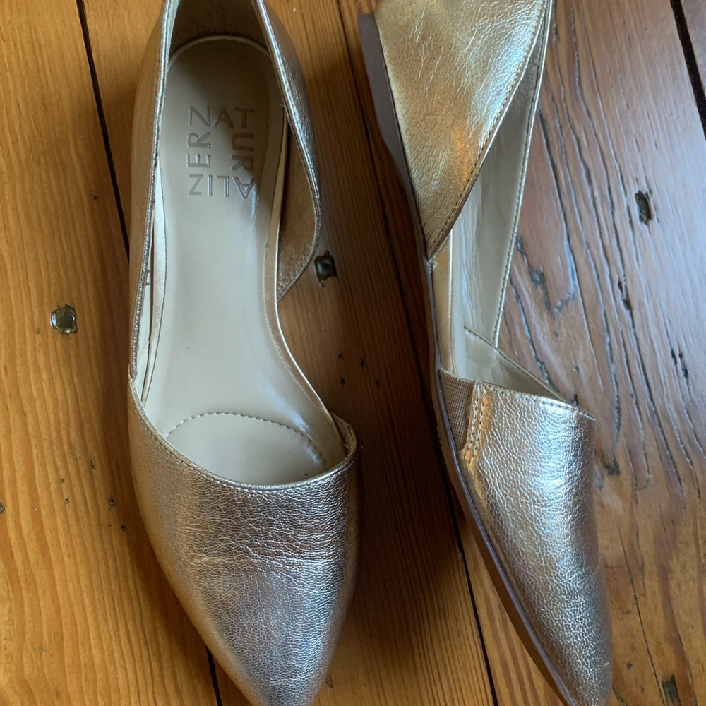 Naturalizer “Kristin” gold pointy toe flats, 6.5.  Very comfortable